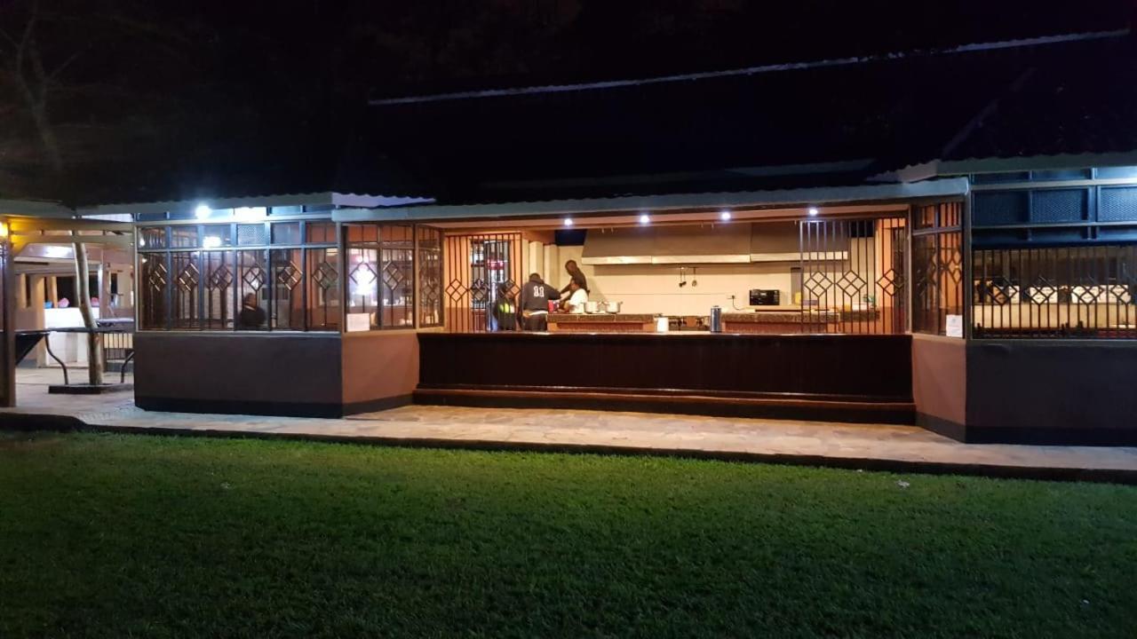 Отель Edgewood Country Place Thika Экстерьер фото