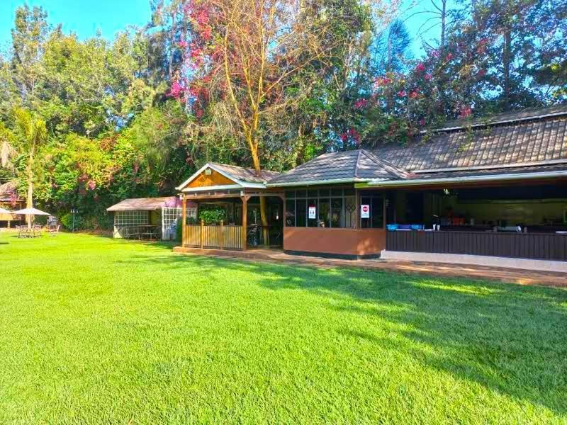 Отель Edgewood Country Place Thika Экстерьер фото