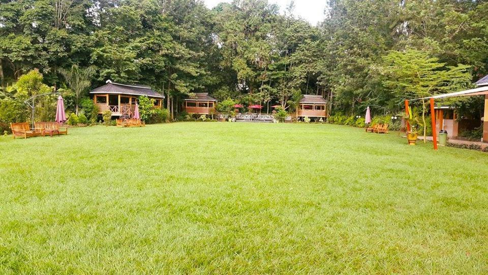 Отель Edgewood Country Place Thika Экстерьер фото