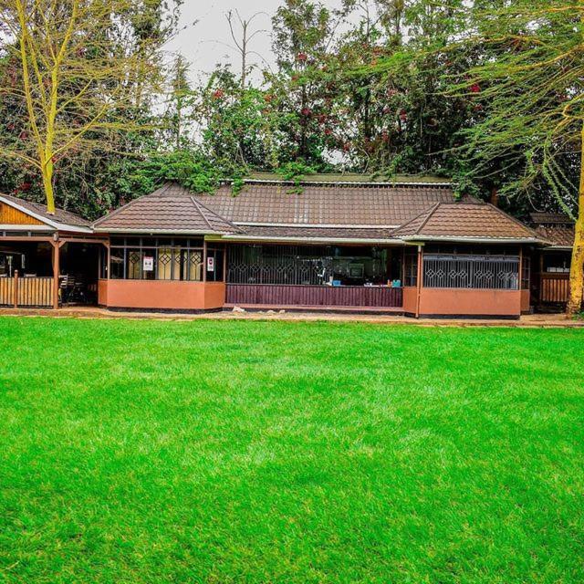 Отель Edgewood Country Place Thika Экстерьер фото